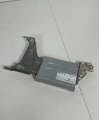 Lexus ES 300h (7th Gen) Sound amplifier 8628033420
