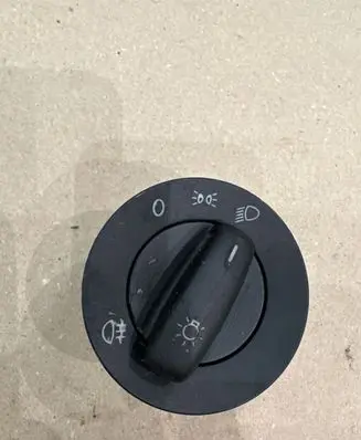 Volkswagen PASSAT B6 Light switch 1K0941431B