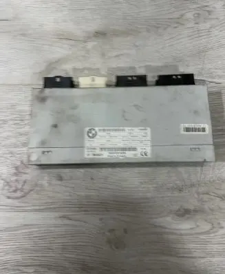 Tailgate/trunk control unit/module