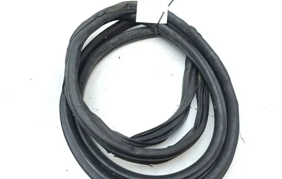 Mercedes-Benz Vito Viano W447 Sliding door rubber seal 