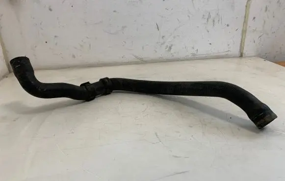 Volkswagen Polo Engine coolant pipe/hose