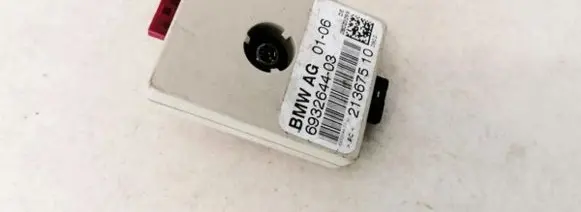 BMW 3 E90 E91 Antenna control unit 693264403 21367510