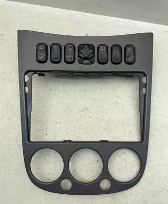 Mercedes-Benz A W168 Radio/GPS head unit trim 1686802136 1688203810 260701