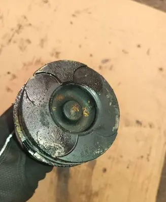 Renault Master II Piston with connecting rod 