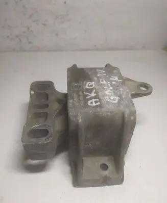 Volkswagen Golf IV Engine mount bracket 1J0199555