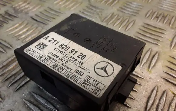 Mercedes-Benz E W211 Alarm control unit/module A2118209126 2118209126