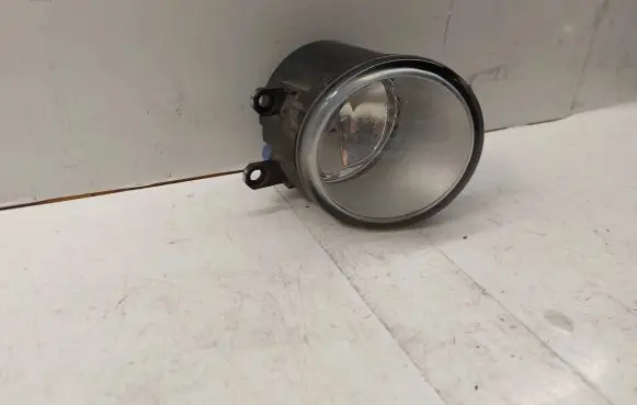 Toyota Avensis T250 Front fog light 812100D041 89210656