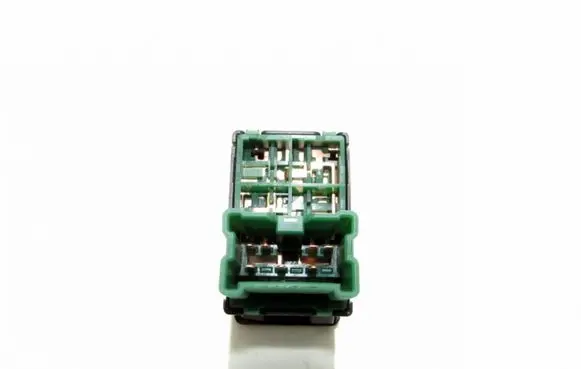 Nissan Primera Wing mirror switch
