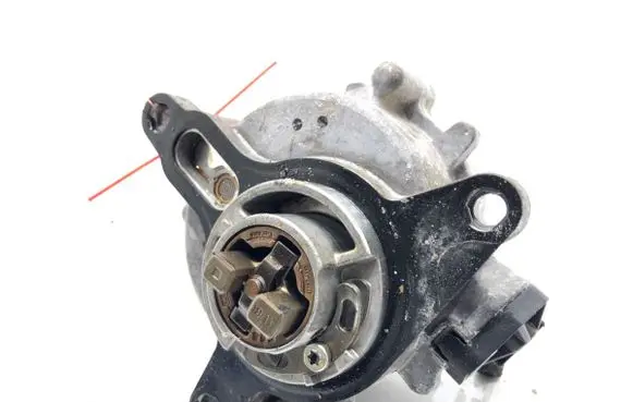 Opel Astra K Vacuum pump 55495381