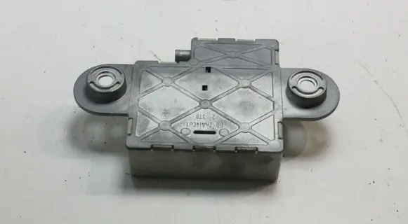 BMW 5 E60 E61 Antenna control unit 6935024