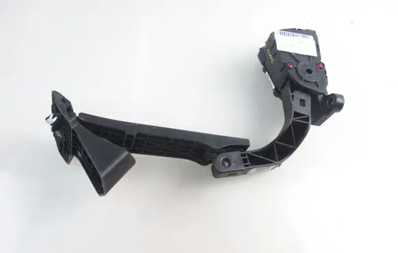 KIA Sportage Accelerator throttle pedal 327002S100
