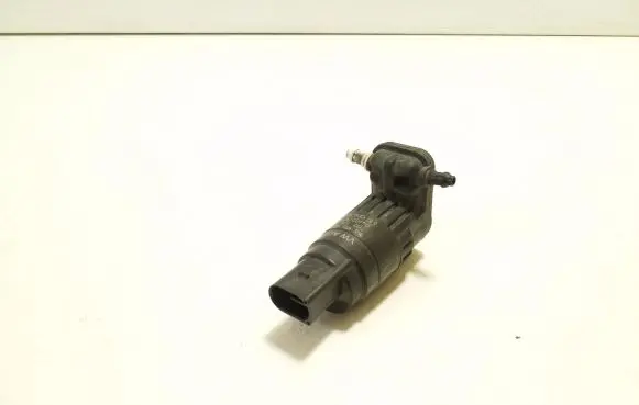 Volkswagen Golf Plus Windscreen/windshield washer pump 1K6955651