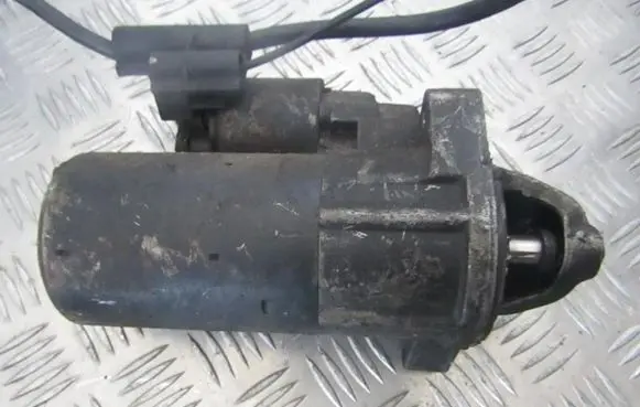 Ford Mondeo MK I Starter motor 1005821774