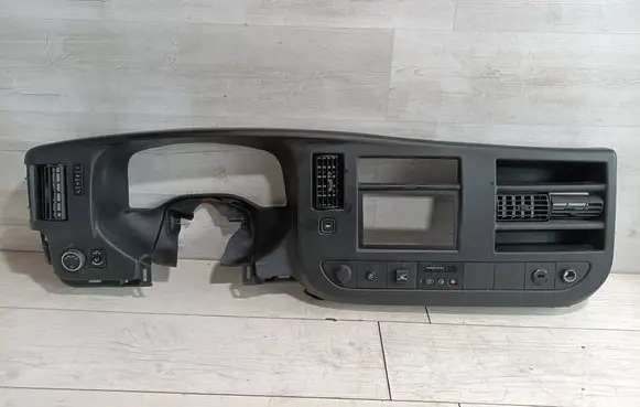 GMC Savana Dashboard 20983750