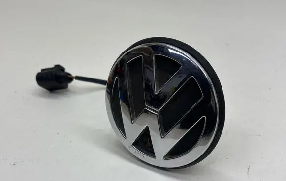 Volkswagen Bora Tailgate exterior lock 1J5827469L
