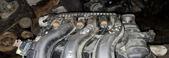 Peugeot 208 Intake manifold 9810940680
