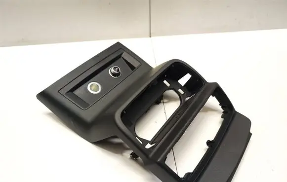 Audi Q7 4M Other center console (tunnel) element 4m0864147a 4M0864147A 4m0863440
