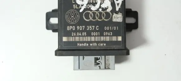 Audi A6 S6 C6 4F Light module LCM 8P0907357C 5LA00837922
