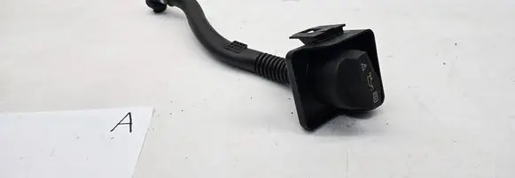 Mercedes-Benz Vito Viano W447 Oil fill pipe A6510102715