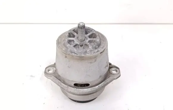 Porsche Cayenne (92A) Engine mount bracket 7P5199131