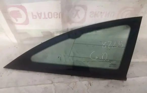Renault Laguna II Rear side window