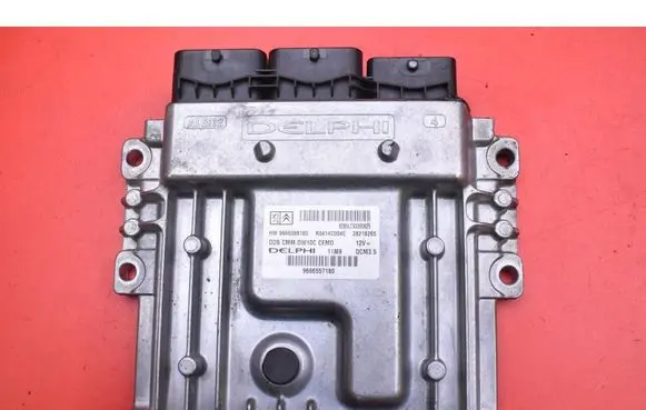 Citroen C5 Engine control unit/module ECU 9666557180