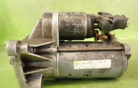 Suzuki Grand Vitara II Starter motor