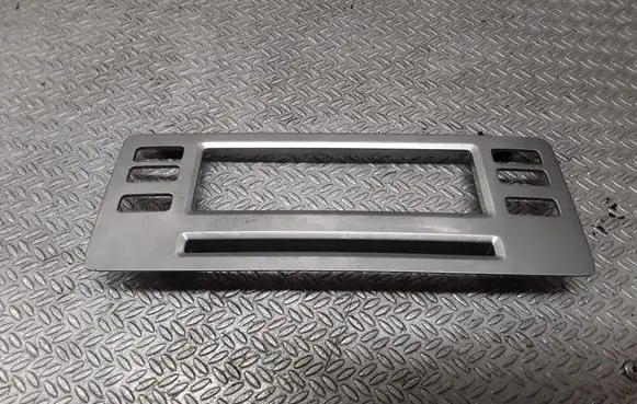 Volvo S80 Radio/GPS head unit trim 30643648