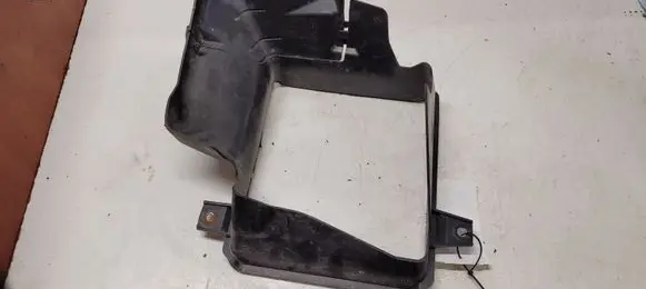 Intercooler air guide/duct channel