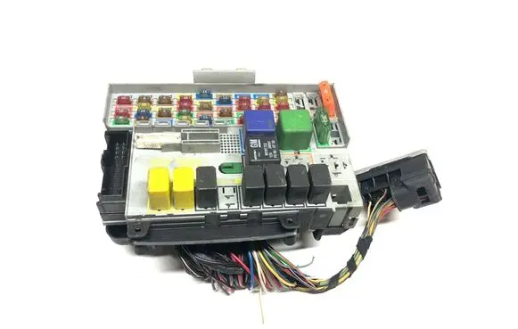 Opel Zafira A Fuse box set 24412497 30052325