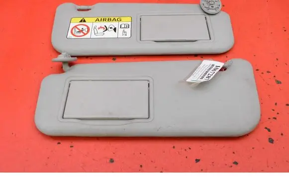 Toyota Auris E180 Sun visor 