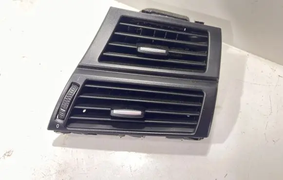 BMW X5 E70 Dashboard side air vent grill/cover trim 9227768