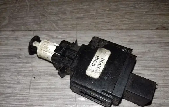 Volvo V70 Brake pedal sensor switch 8622064