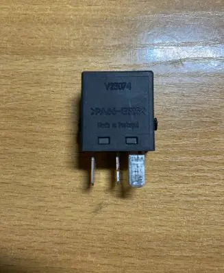 Mercedes-Benz A W168 Other relay 0025421119 C2692