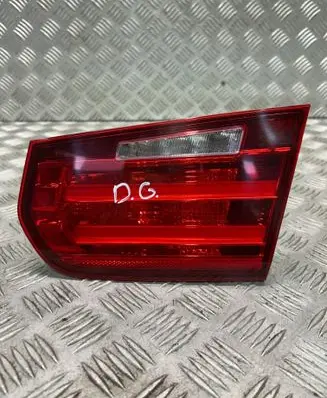 BMW 3 F30 F35 F31 Tailgate rear/tail lights 7371112