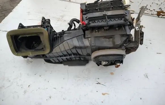 Volkswagen Golf V Interior heater climate box assembly 1K1820003QG