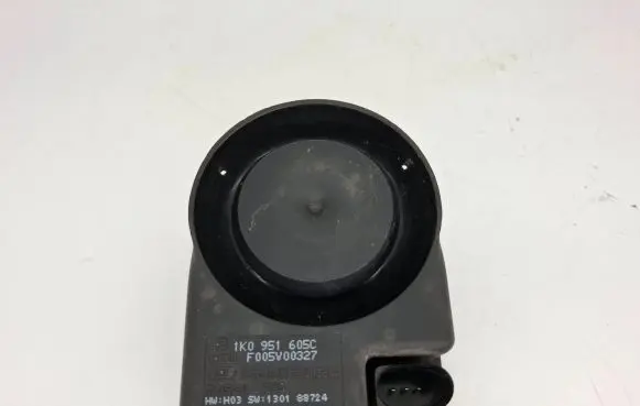 Audi A4 S4 B8 8K Alarm system siren 1K0951605C 130188724