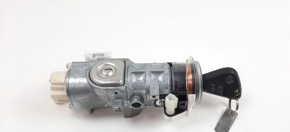 Subaru Legacy Ignition lock 88215AG000 M4396