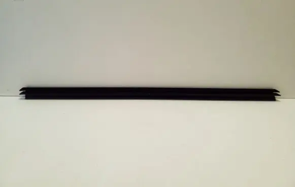 Front door glass trim molding
