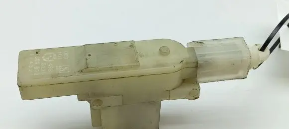 BMW 7 E23 Central locking motor 51261369882 498 009101