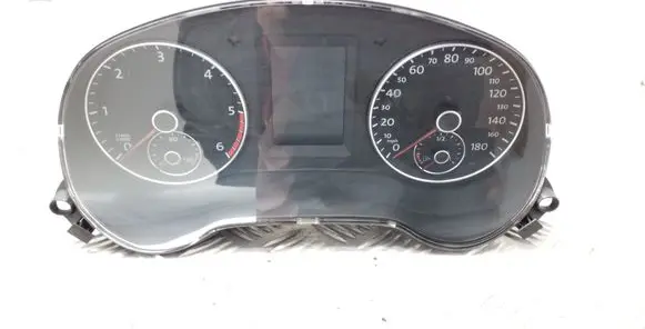 Volkswagen Jetta VI Speedometer (instrument cluster) 5C6920972A