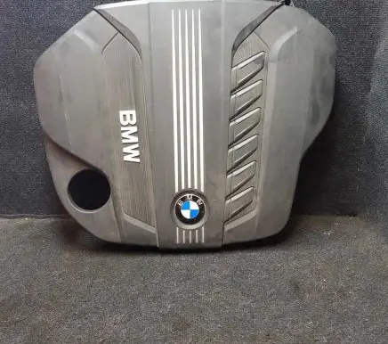 BMW X3 F25 Engine cover (trim) 7812063