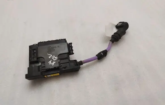 BMW X4 G02 Battery relay fuse 765001401C Z303577400 5011015863