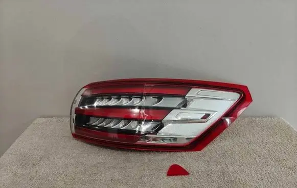 Rear/tail lights