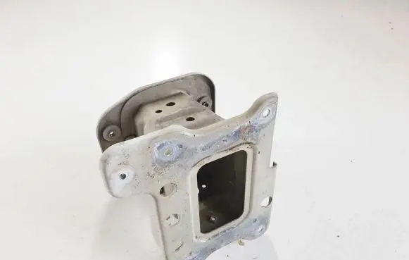 Opel Antara Radiator support slam panel
