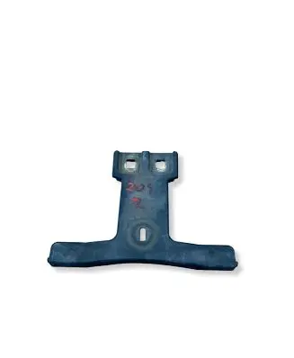 Mercedes-Benz C W204 Other body part A2048850136
