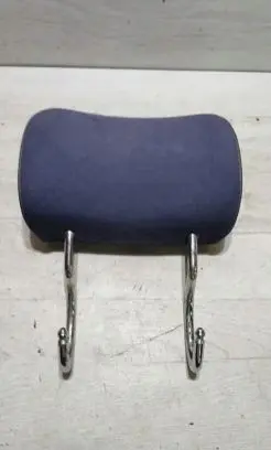 Mercedes-Benz E W124 Rear seat headrest 