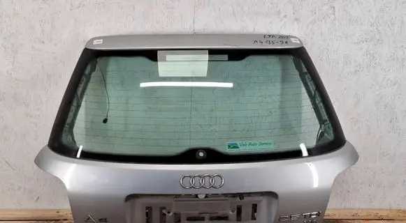 Audi A4 S4 B5 8D Tailgate/trunk/boot lid