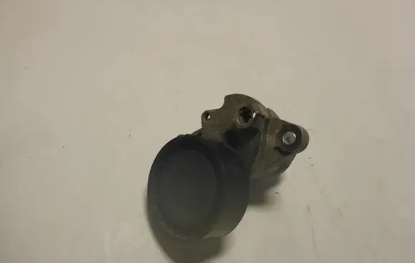 Volkswagen Polo VI Timing belt tensioner 04E145299L