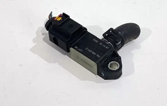 Audi A4 S4 B9 Exhaust gas pressure sensor 04L906051C